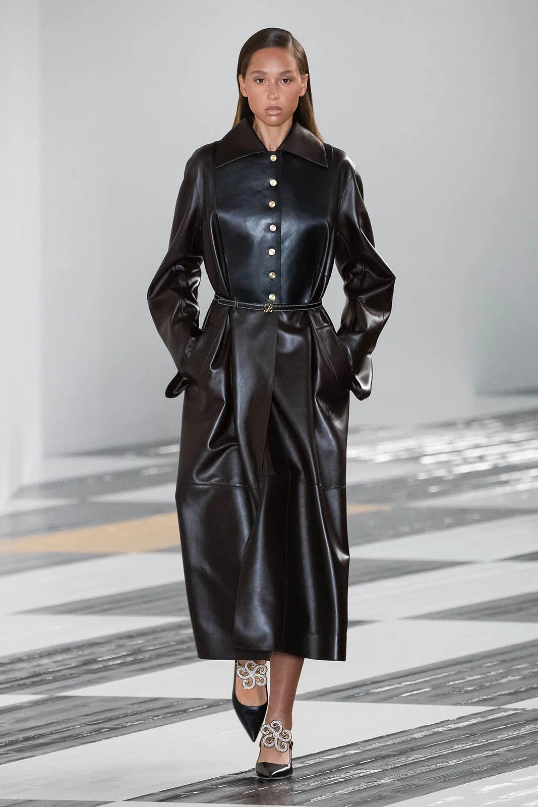 Loewe F W 2020 Metalmagazine 22