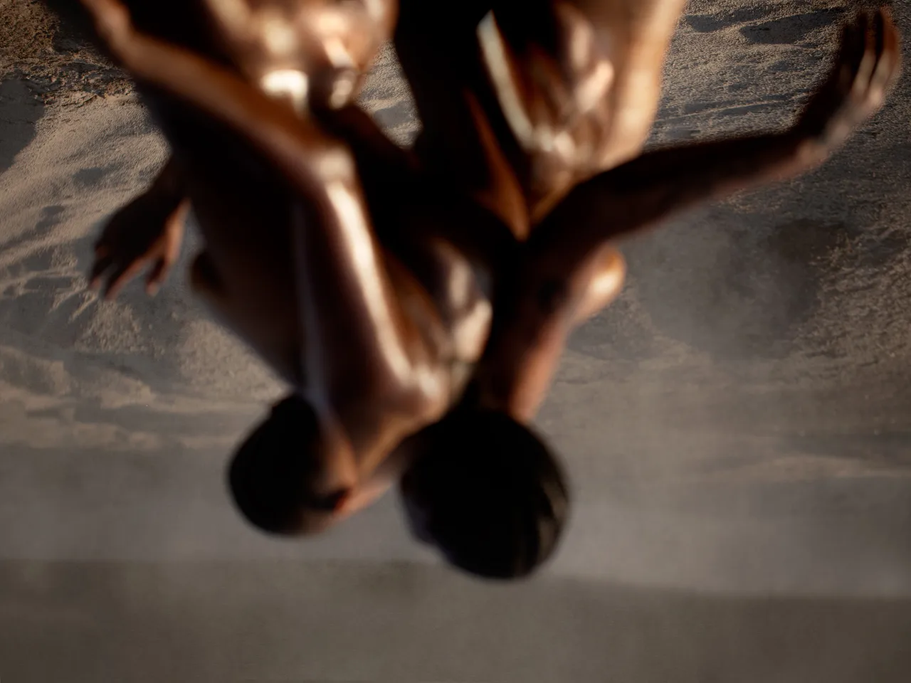 4_David-Uzochukwu_Vortex_2022_-courtesy-of-the-artist-and-Galerie-Gomis