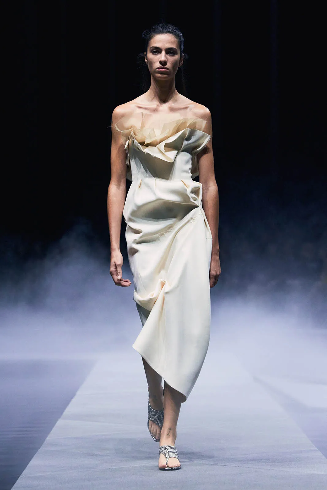 KHAITE_S26_RUNWAY_HANNA-TVEITE_19