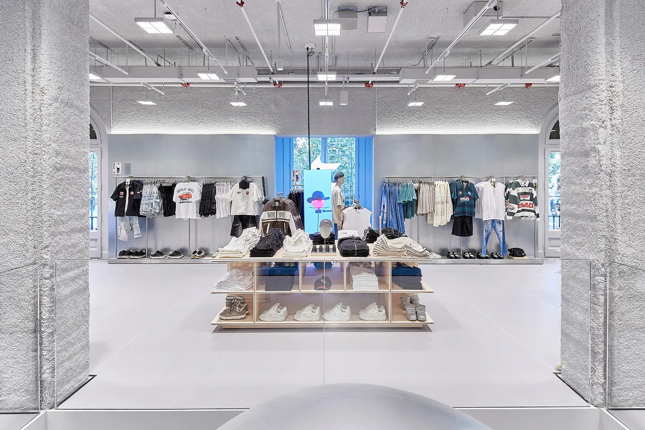 2024_07_31_BERSHKA_bcn_00195