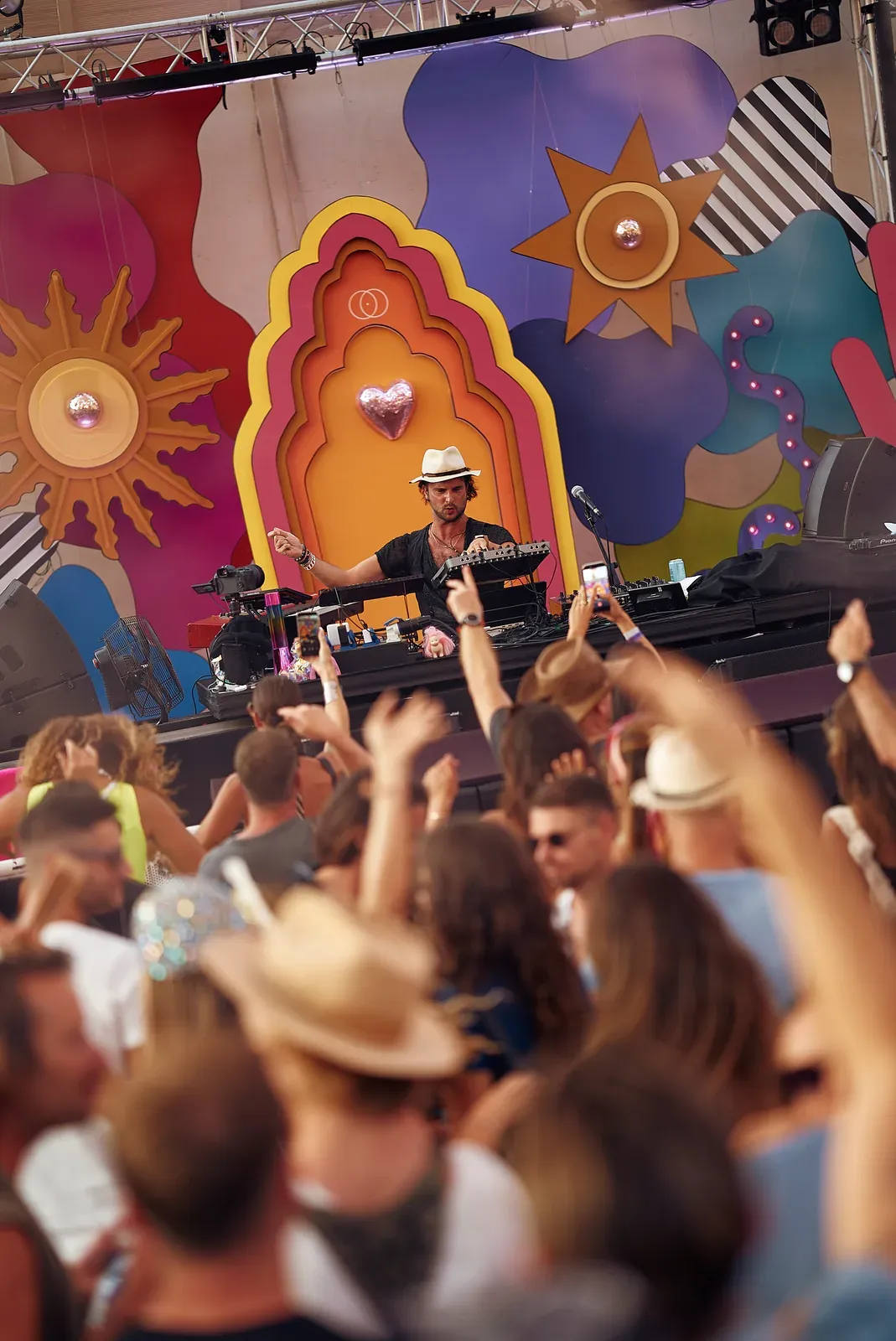 metal-the-gardens-of-babylon-x-brunch-electronik-ibiza-01