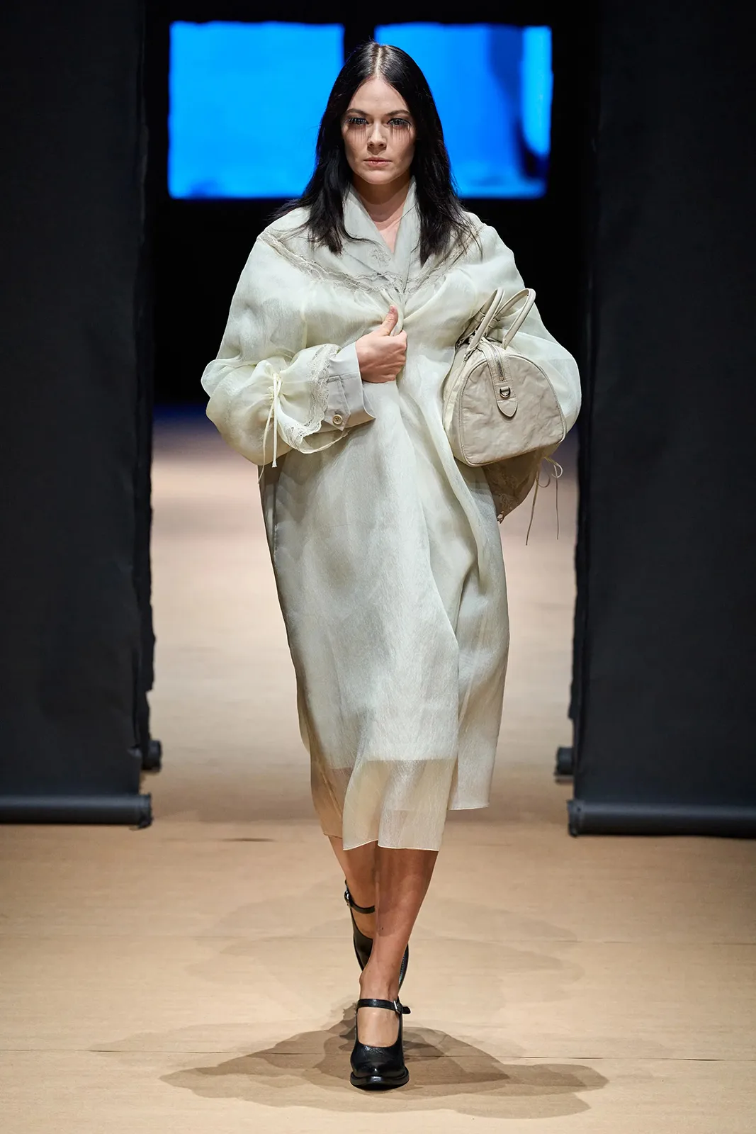 Prada Spring 2023 Metalmagazine 24