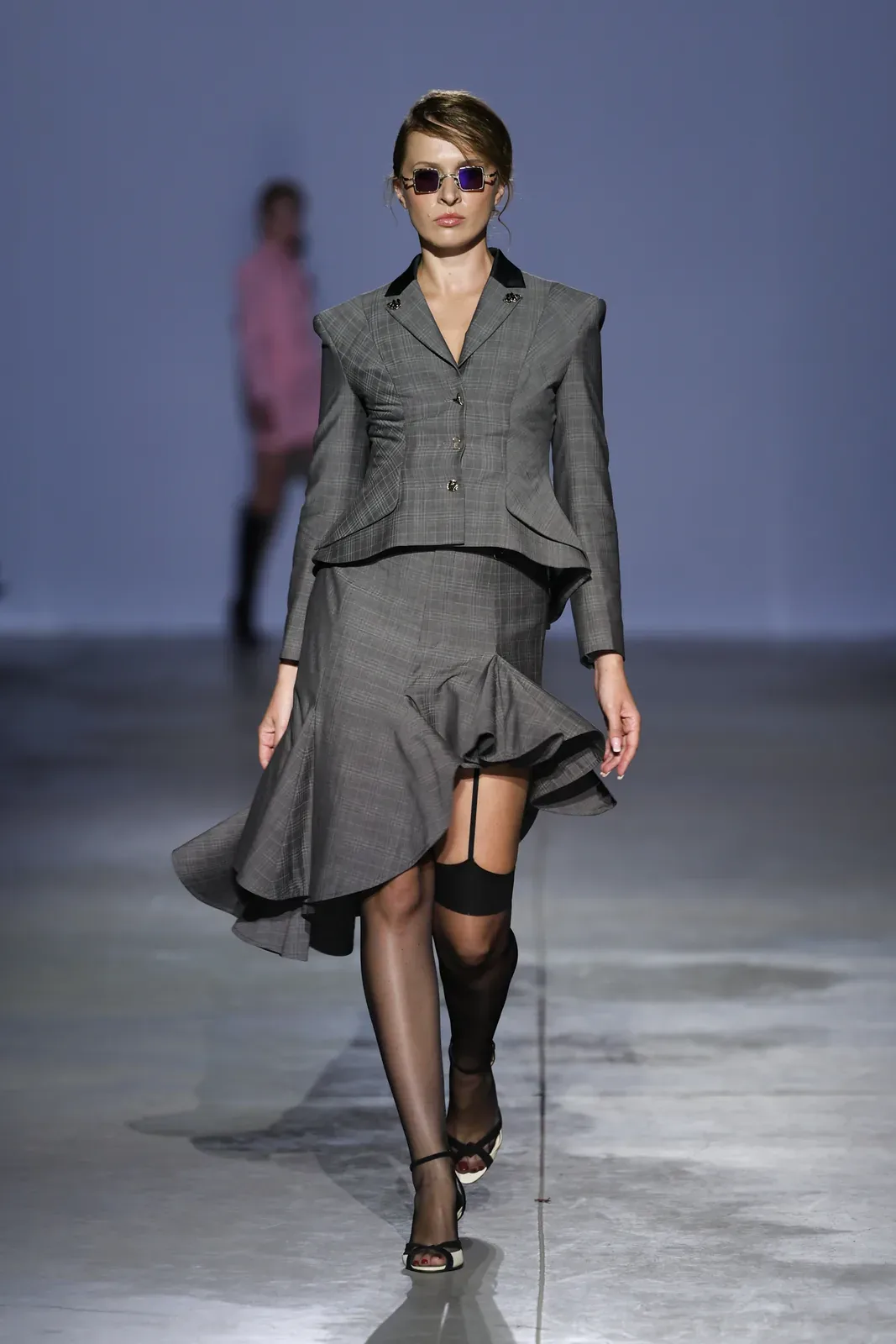 metal-ukrainian-fashion-week-ss27-27.webp