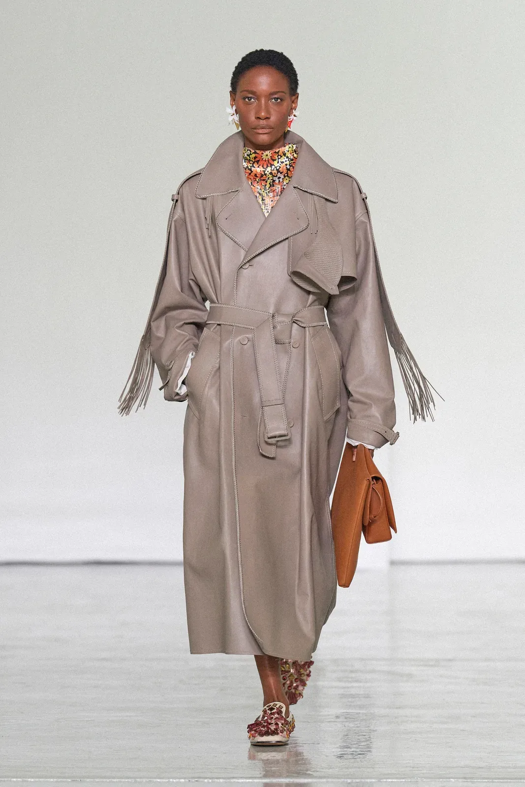 metal-bottega-veneta-ss-2027-13.webp