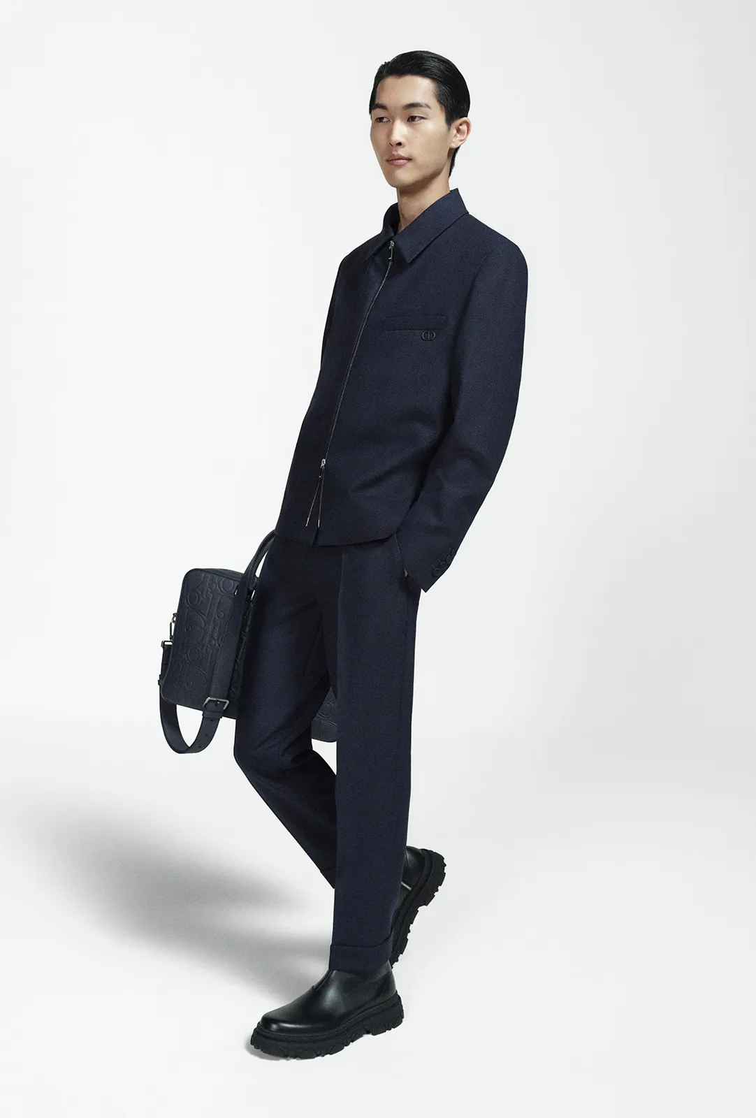 DIOR-MEN'S-SPRING-2025---TAILORING-BY-BRETT-LLOYD---LOOK-(7)