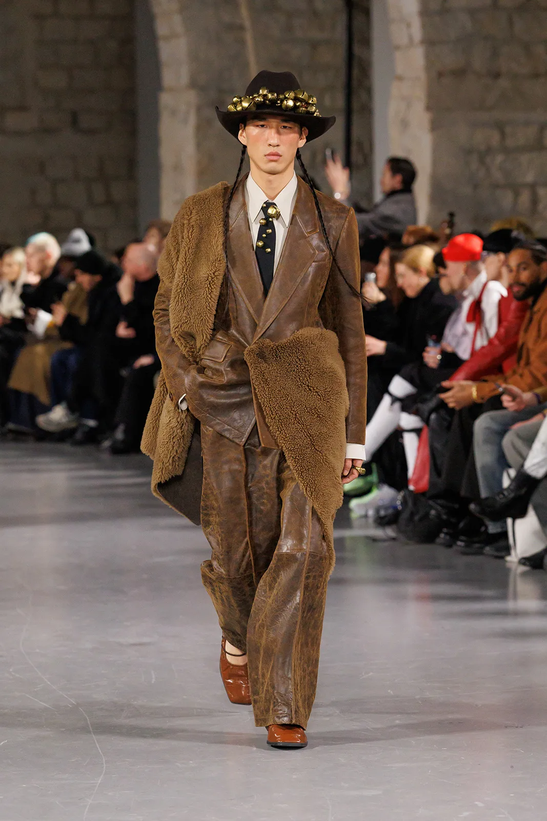seansuen_sean-suen-aw25-runway_2025-7