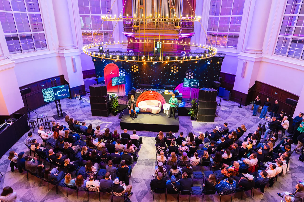 6 Jasper Ten Tusscher Ade Koepelkerk Tiktok 1019