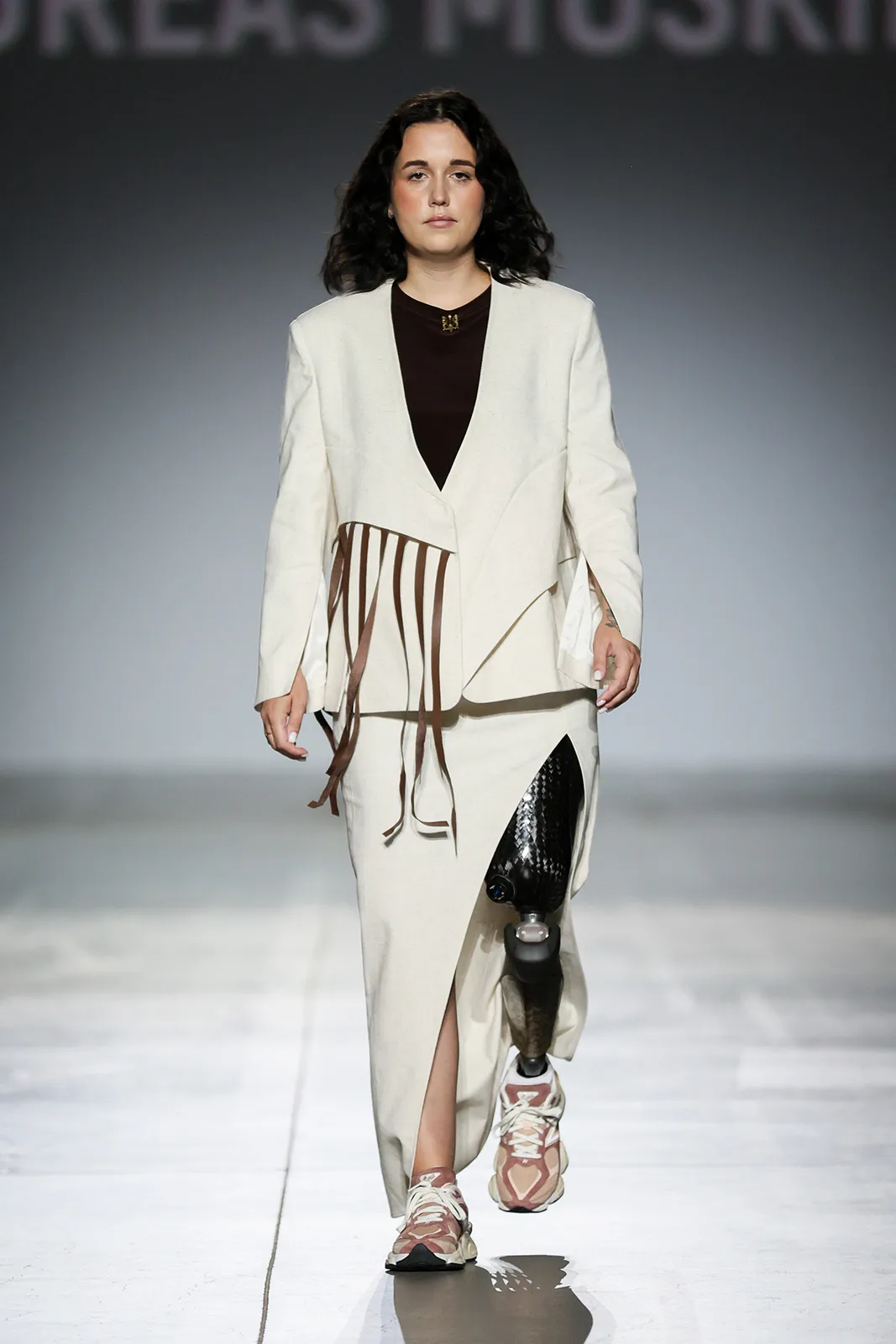 UFW_SS_25_ANDREAS-MOSKIN-catwalk_credits-Andriy-Sokolov-(13)