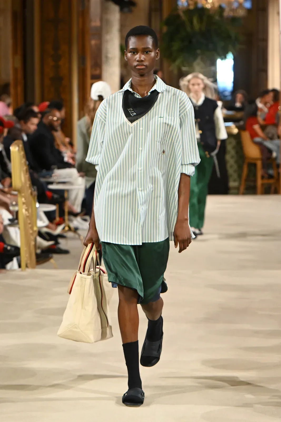 metal-tommy-hilfiger-spring-2027-43