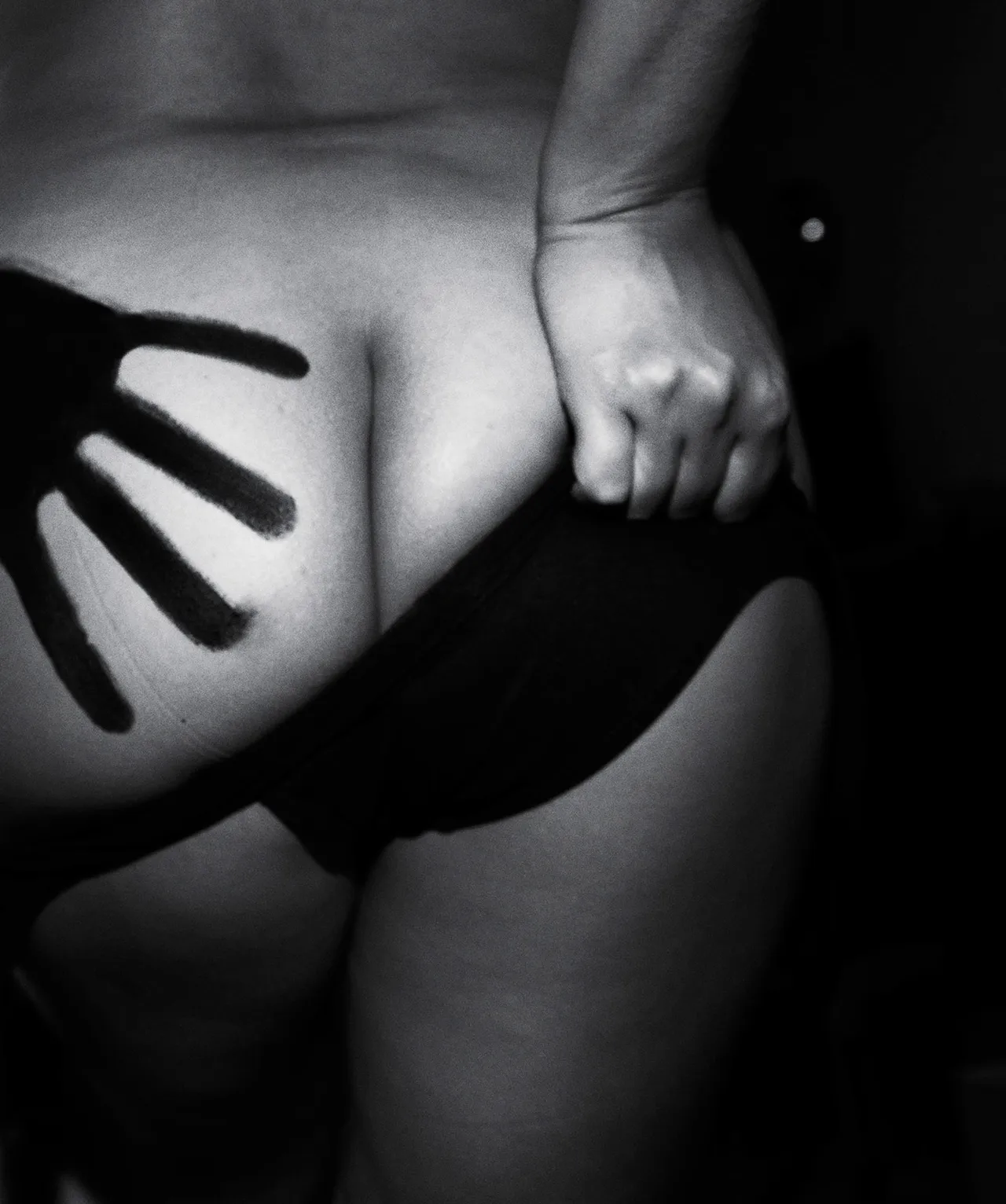 Sarai Mari Metalmagazine7