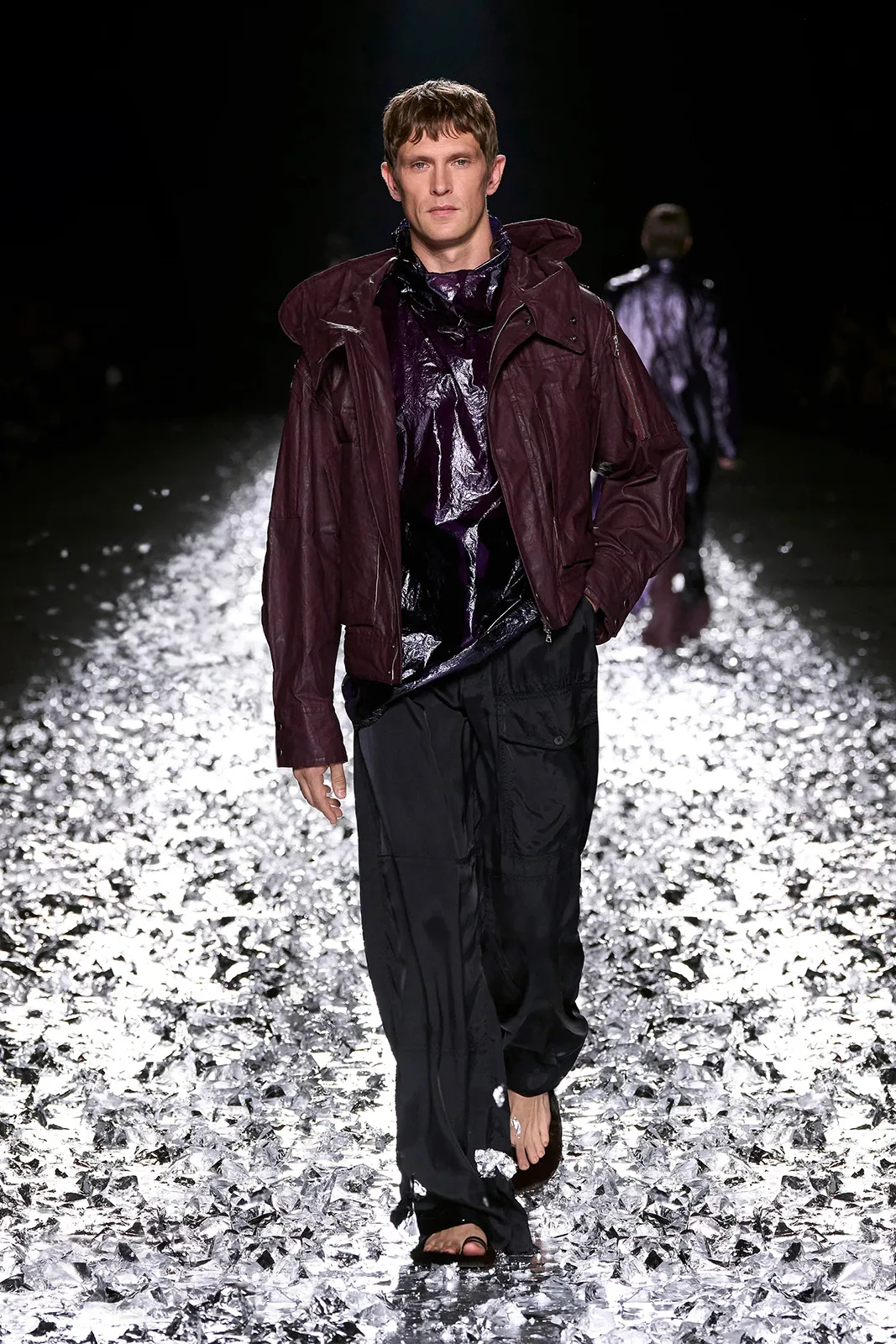 DRIES_VAN_NOTEN_SS25_2732X4098_LOOKS_34.jpg