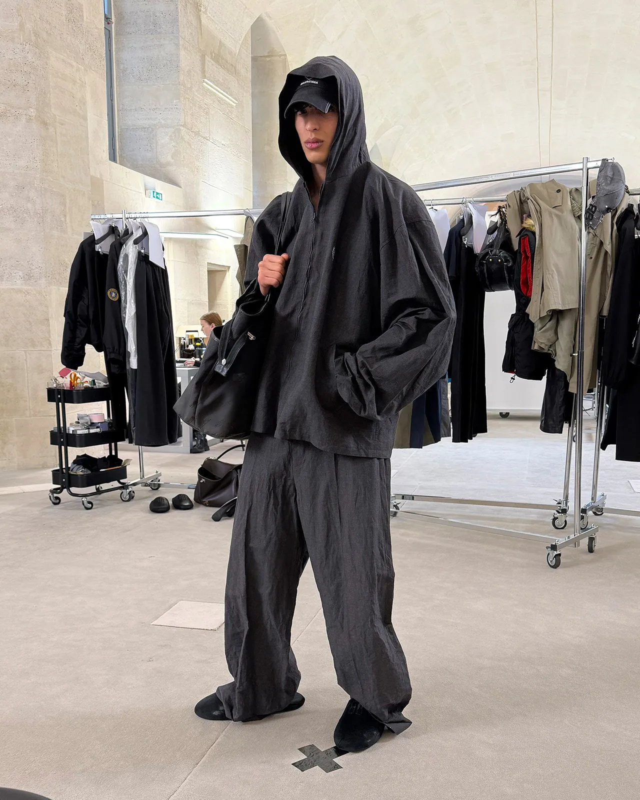 BALENCIAGA-FALL-25-LOOK-22_NOUREDDINE.jpg