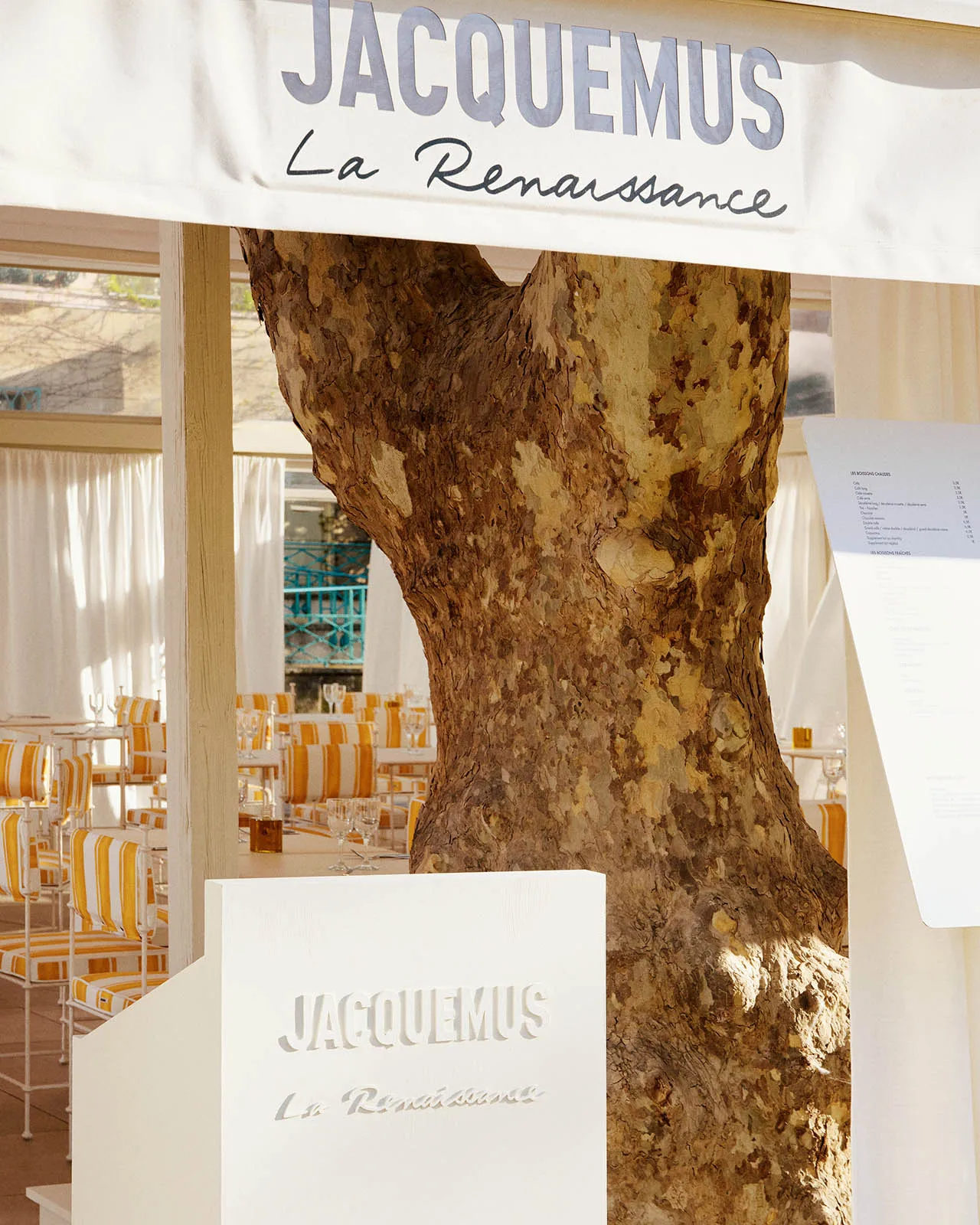 20240328_JACQUEMUS_SAINTTROPEZ_NICE_1120_4X5 copia