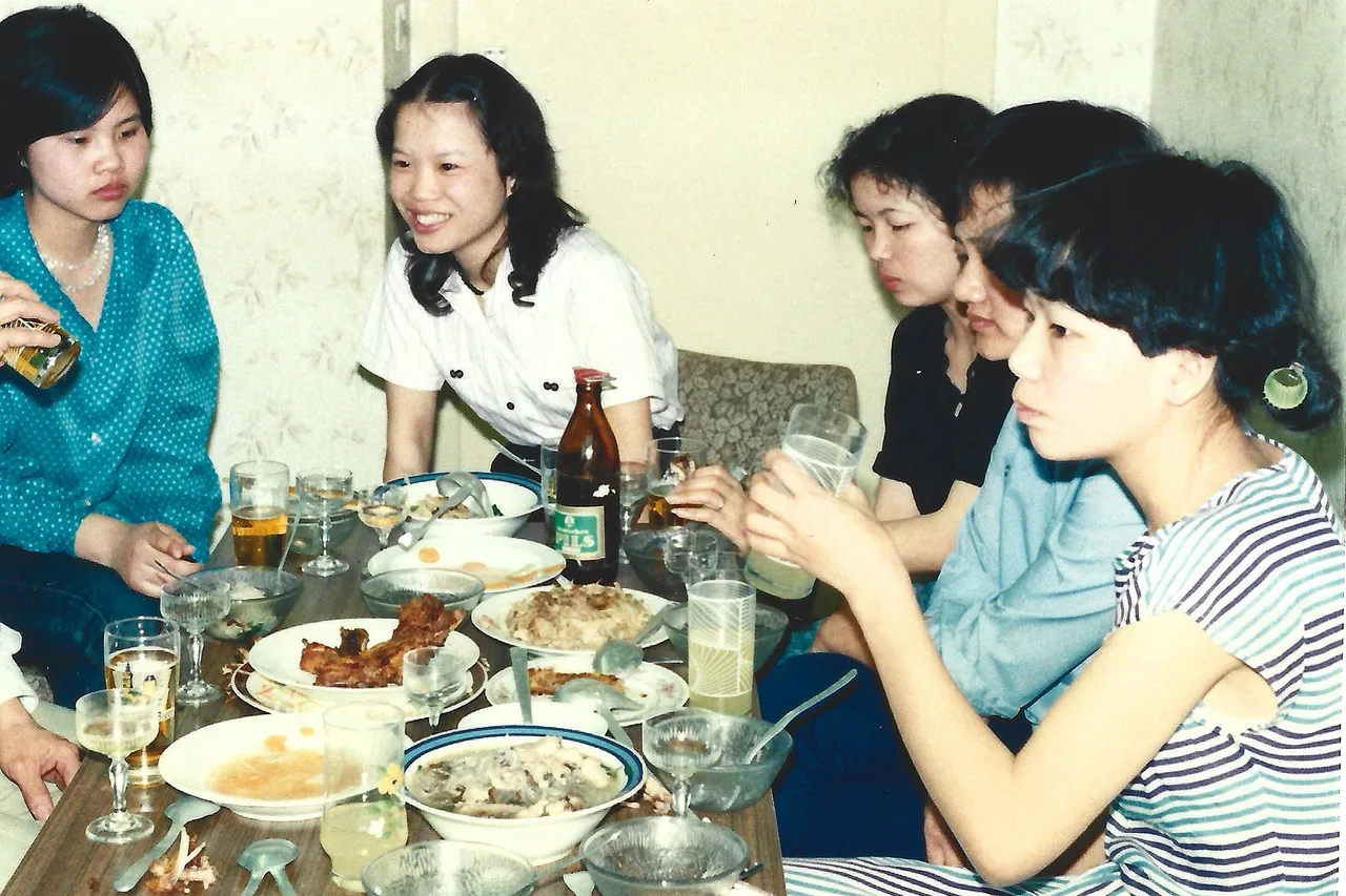 A-Scan-from-the-Photo-album-of-the-artist’s-late-aunt.-In-the-courtesy-of-the-artist’s-family-C-Hien-Hoang