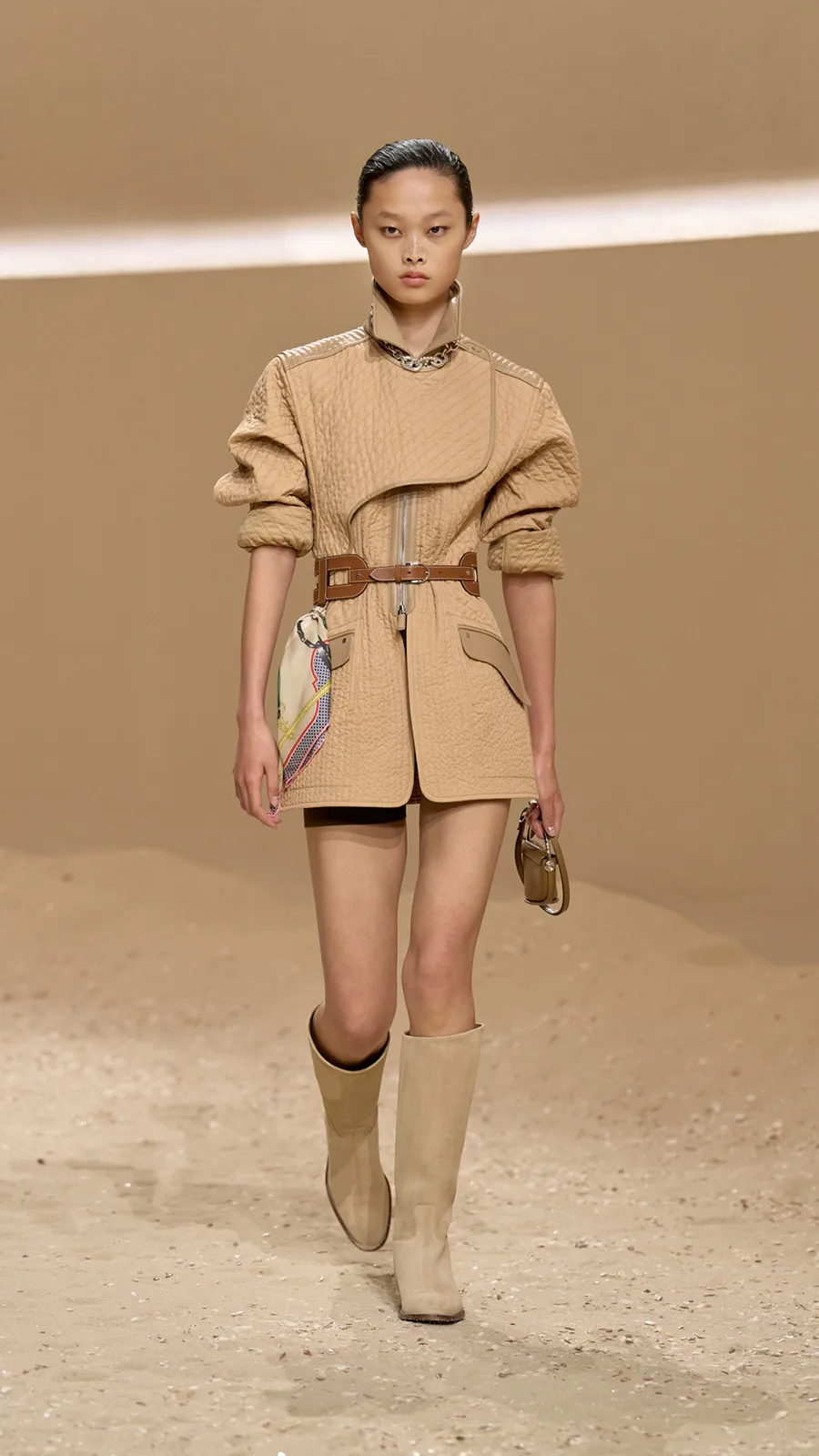 HERMES_WRTW_SS26_Runway_8