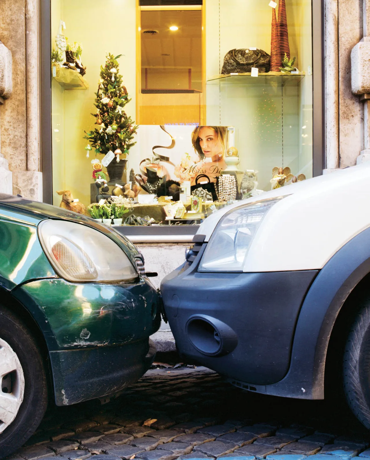 alejandro-cartagena-roma-parking-2012-13