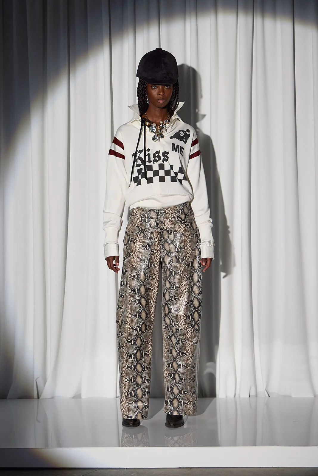 Vaquera_ss26_runway_6