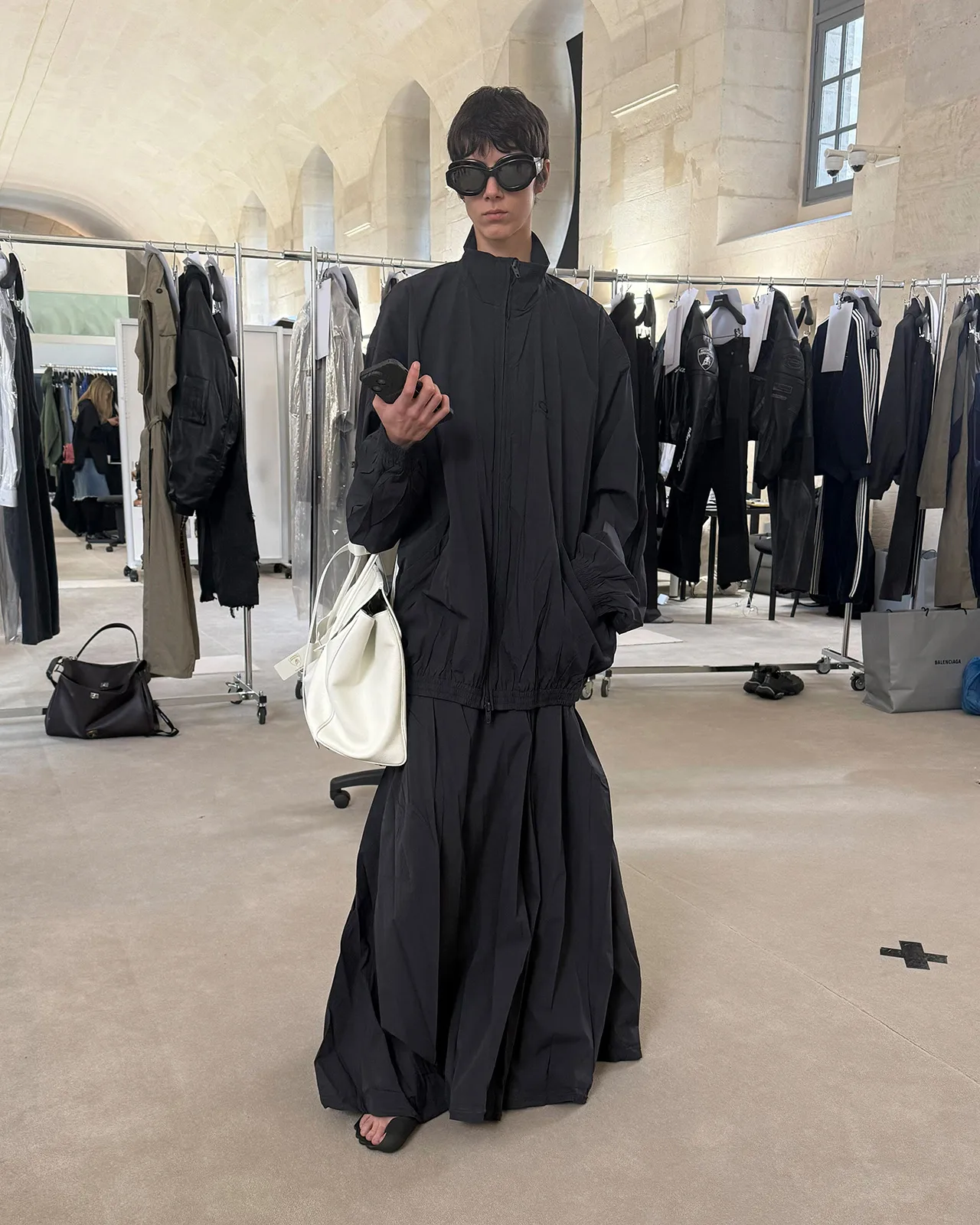 BALENCIAGA-FALL-25-LOOK-8_ROXANE.jpg