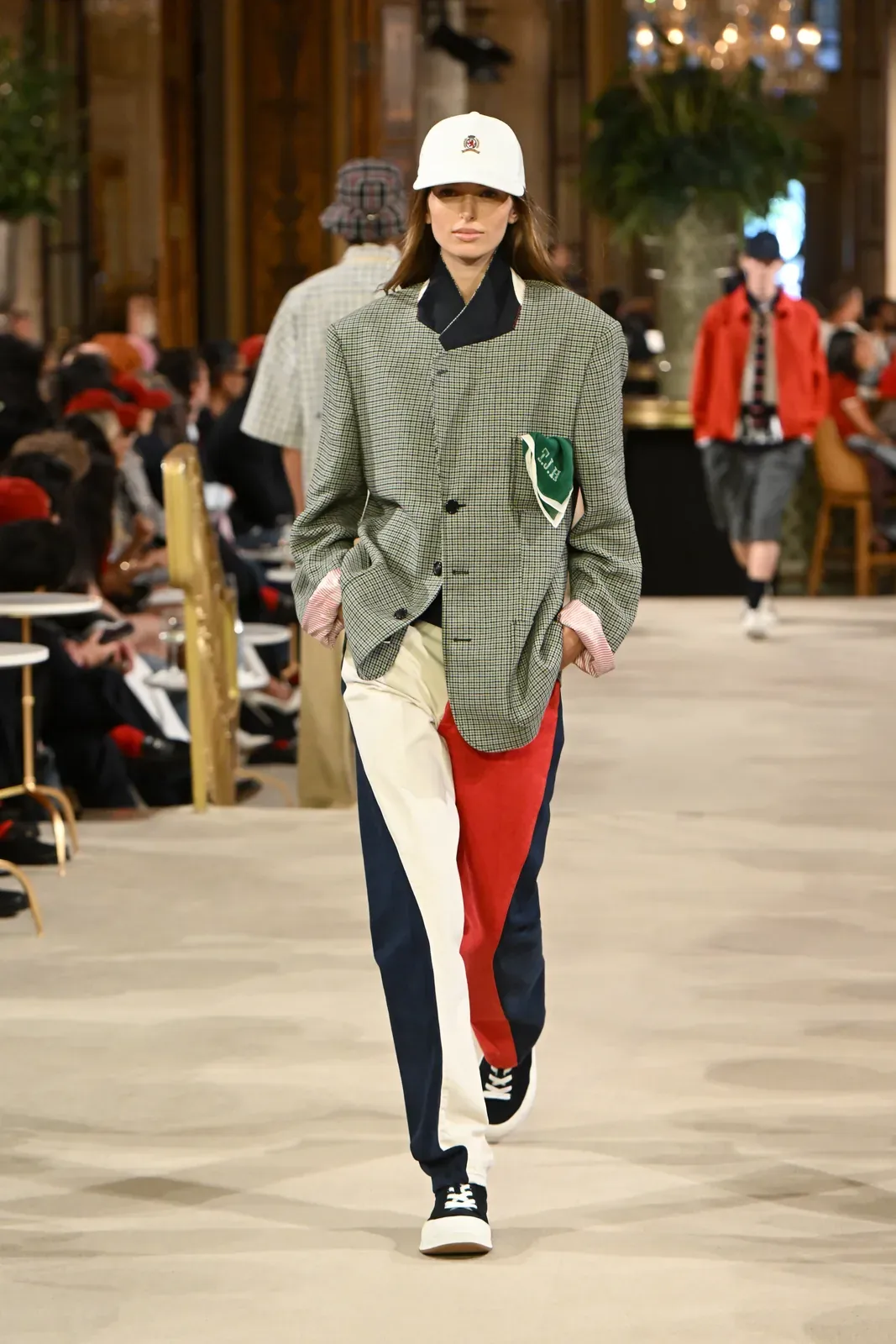 metal-tommy-hilfiger-spring-2027-36.webp