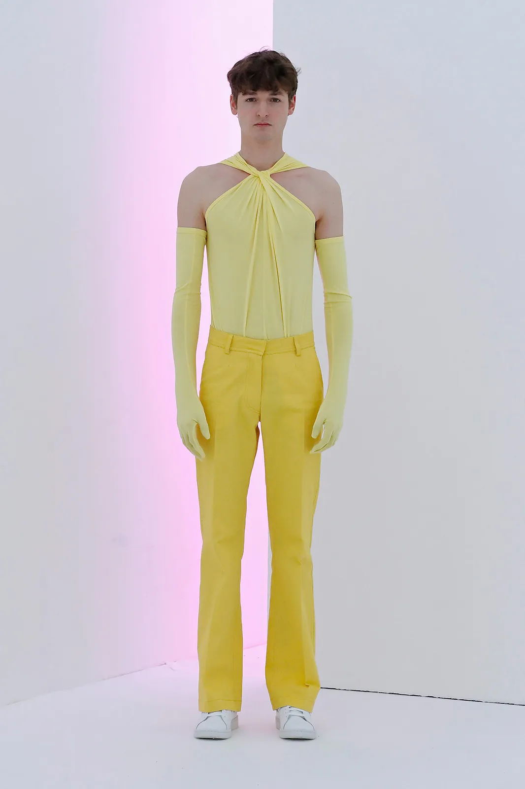 Victor Von Shwarz Look 01 03