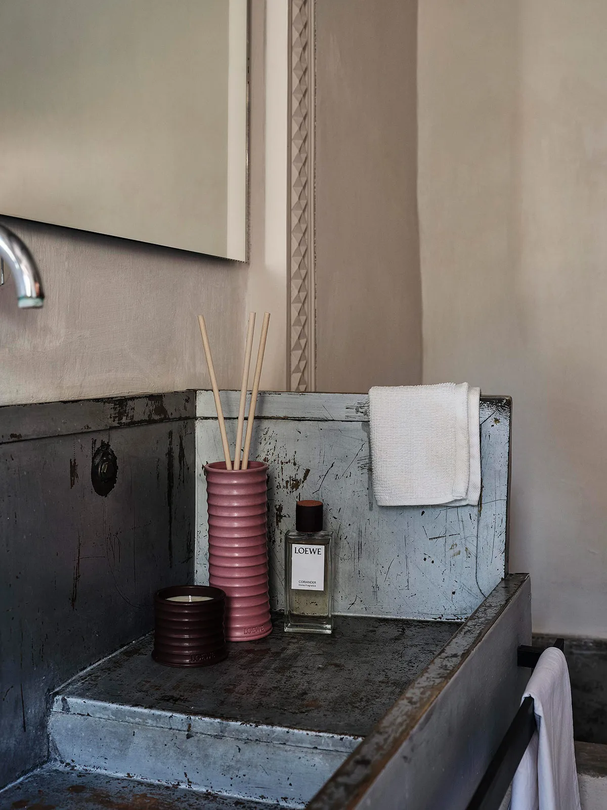 Loewe Home Scents Metalmagazine 15