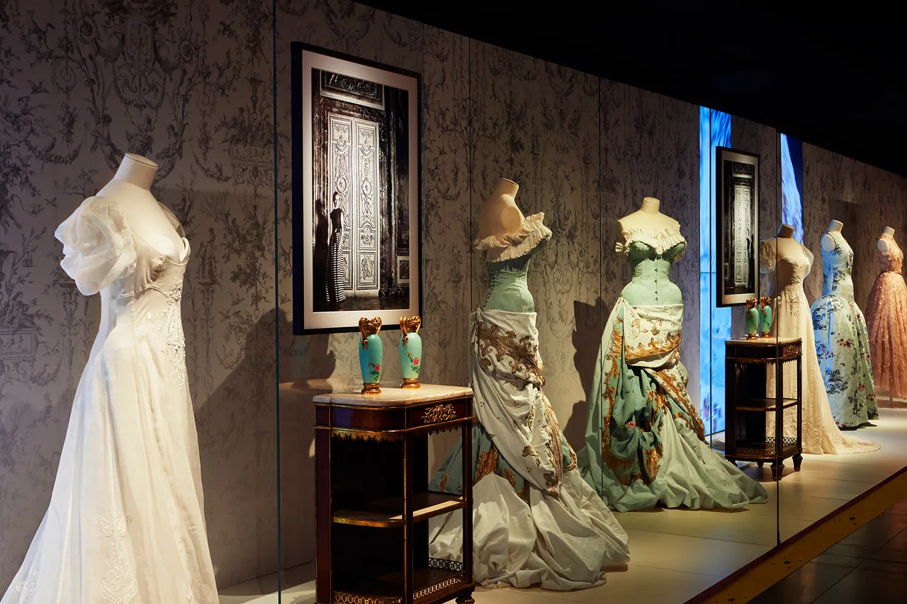 New Exhibition at the Galerie Dior ©adrien Dirand 2
