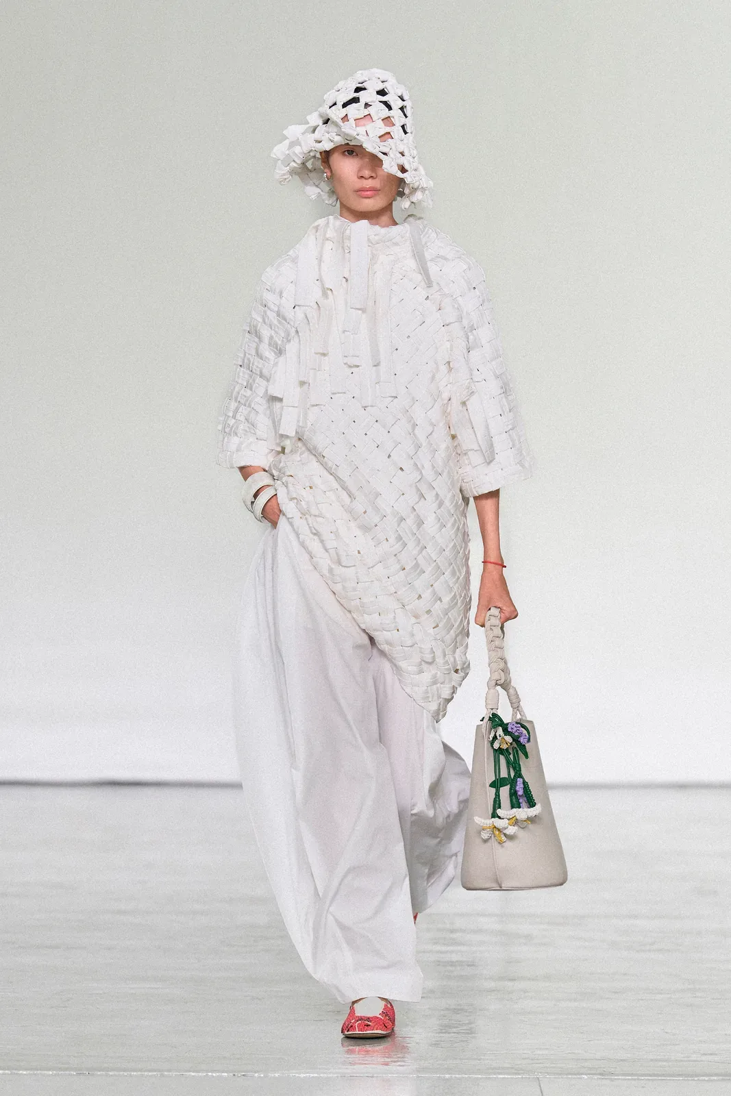 metal-bottega-veneta-ss-2027-26.webp