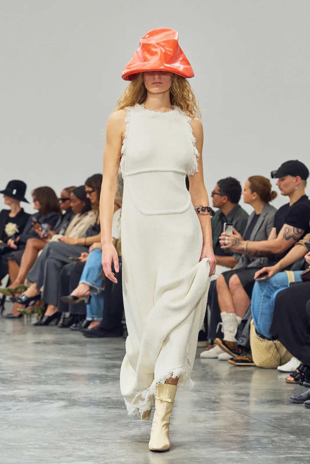 metal-courreges-14.webp