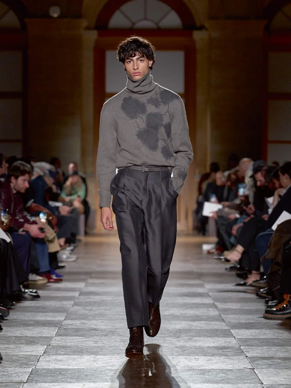 HERMES_MRTW_SHOW_AW26_RUNWAY_FILIPPOFIOR_34_51