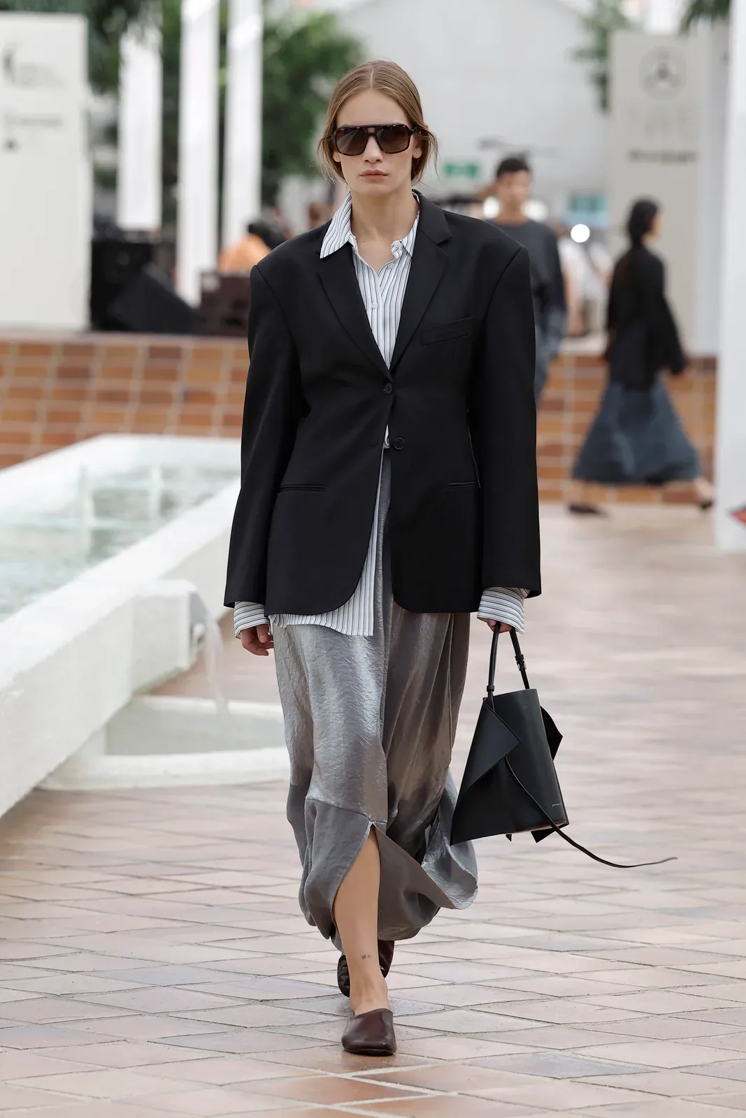 metal-adolfo-dominguez-ss27-20