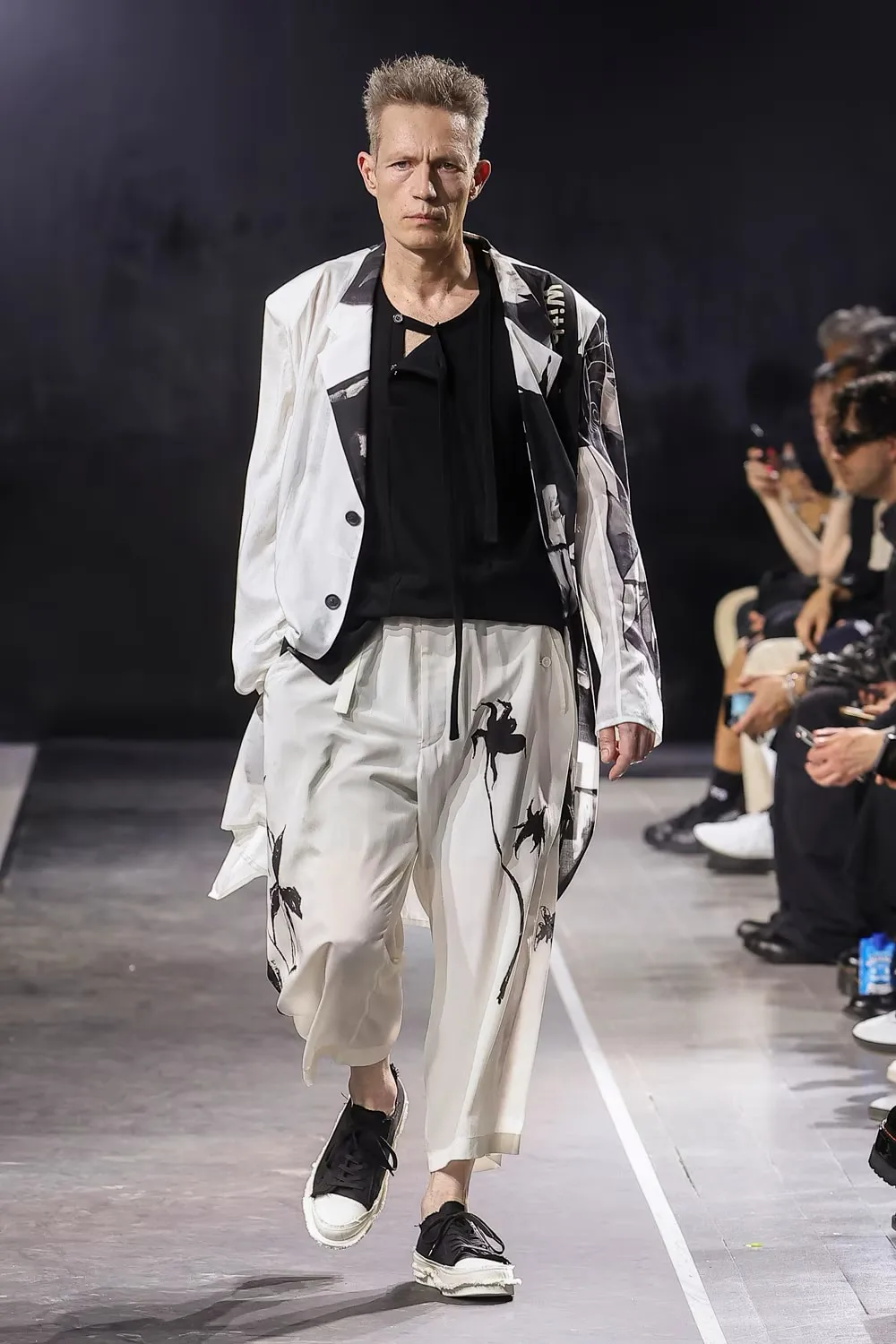Yohji-Yamamoto-POUR-HOMME-SS25_Look-04-1.jpg