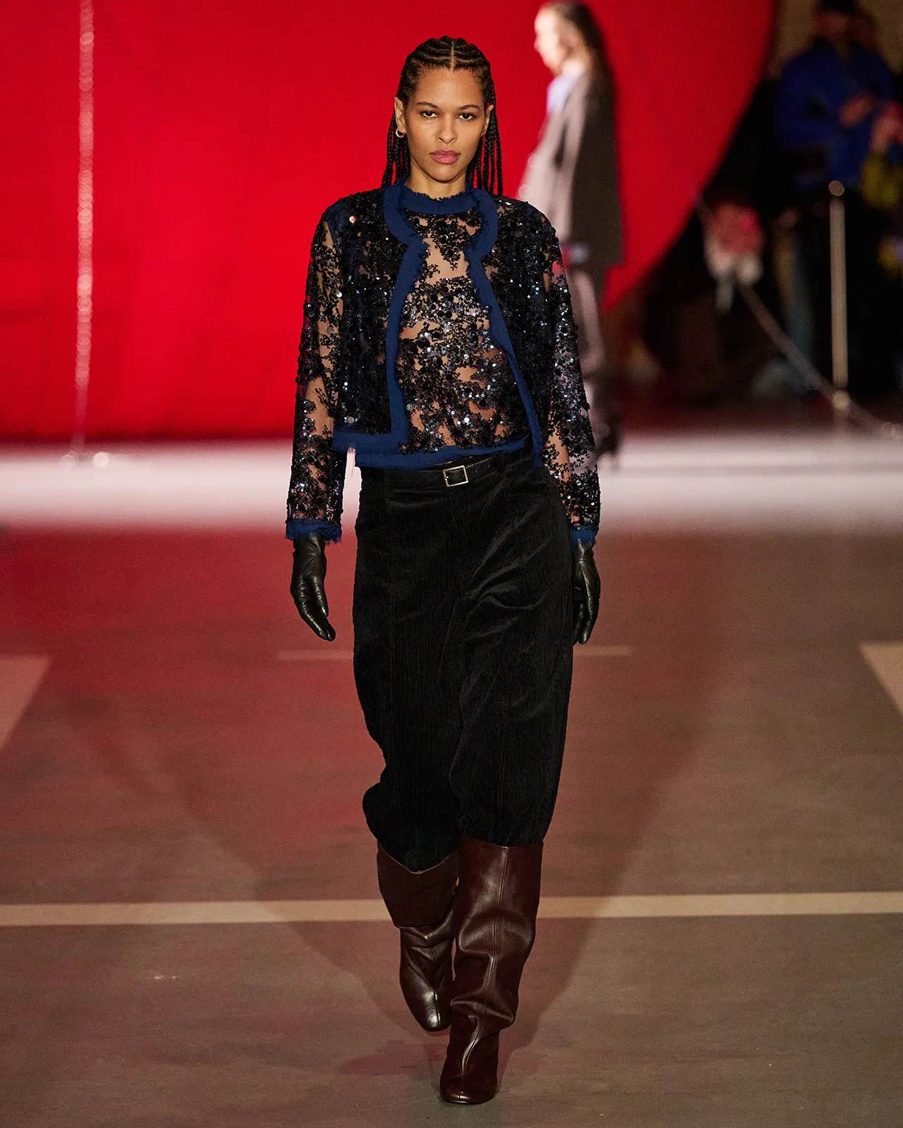 Look-30-of-32-Baum-und-Pferdgarten-AW25