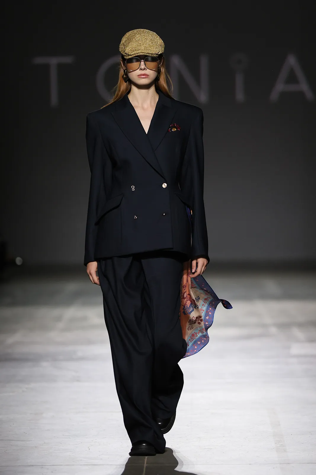 UFW_SS_25_TONiA-UPSLOWUSE-catwalk_Credit_Andriy-Sokolov-(5)