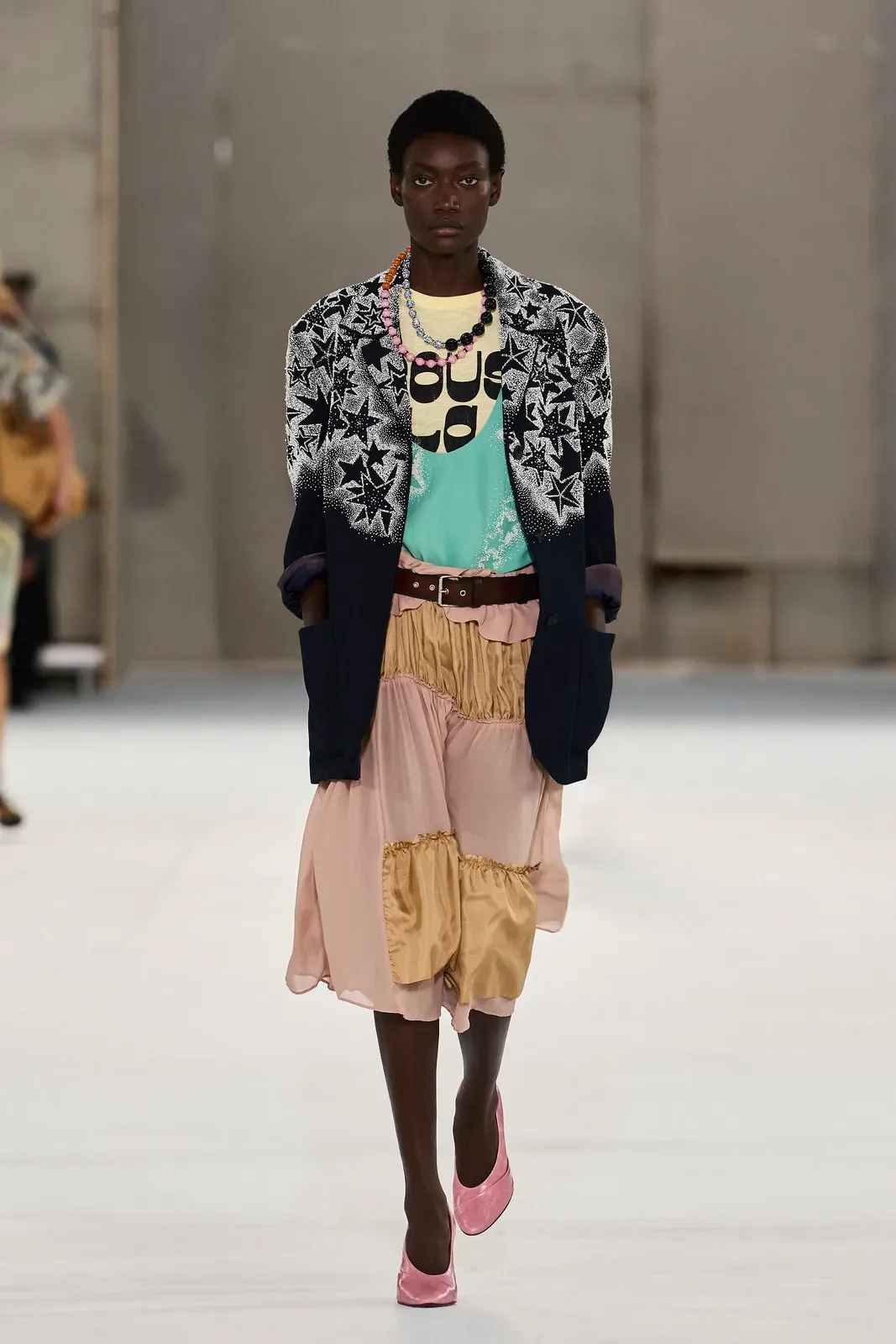 metal-dries-van-noten-ss27-36