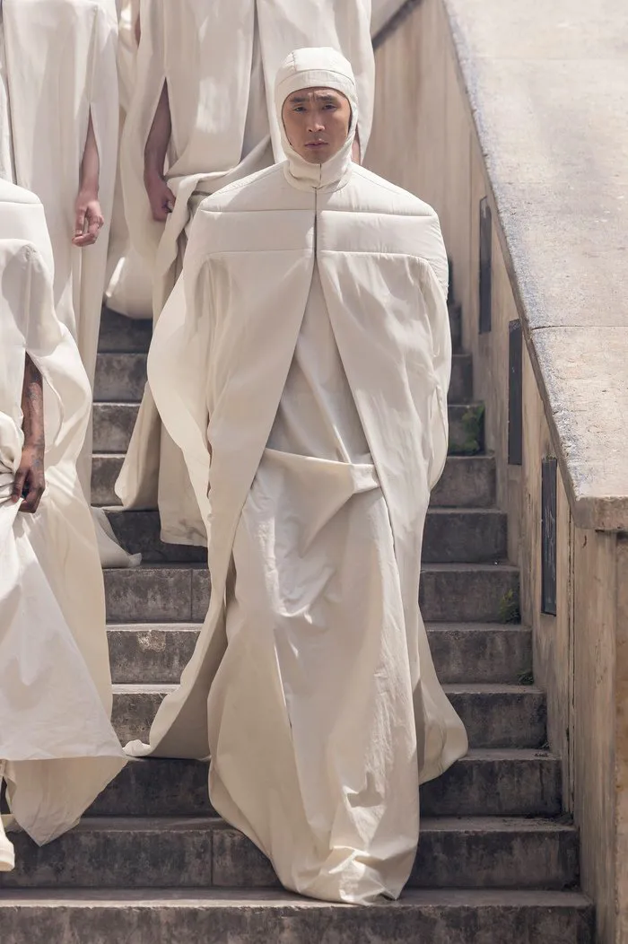 Rick-Owens-Menswear-SS25-Paris-3.jpg