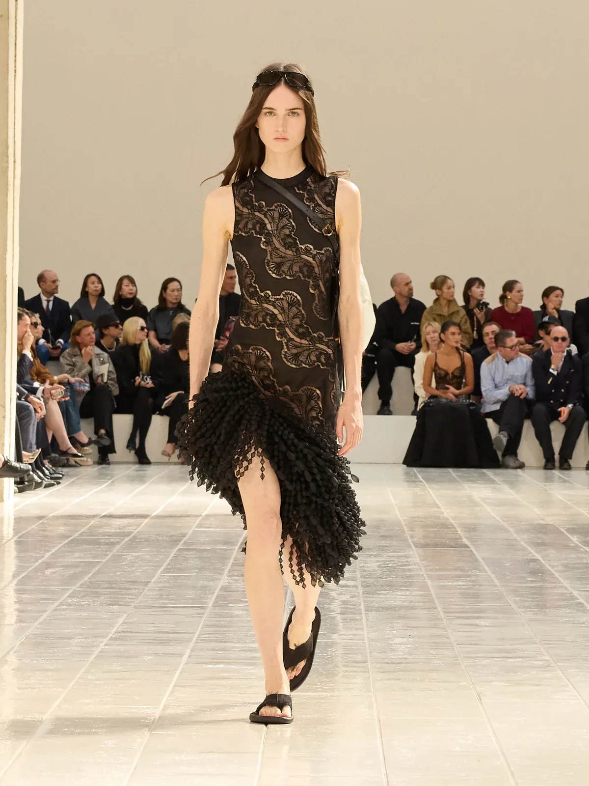 metal-balenciaga-ss27-18