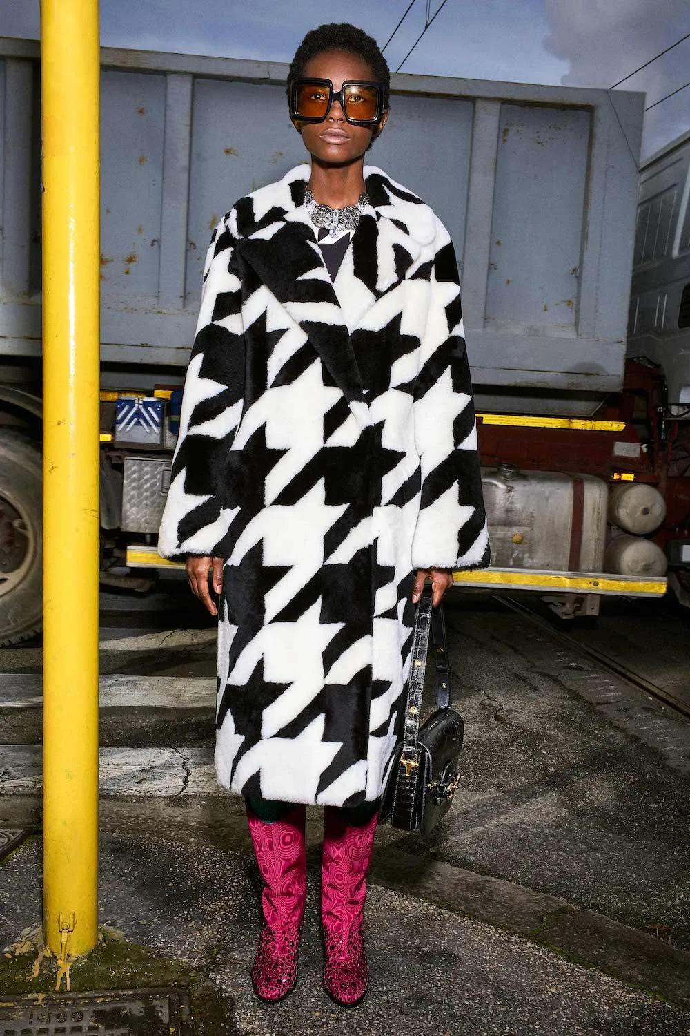 Look 5