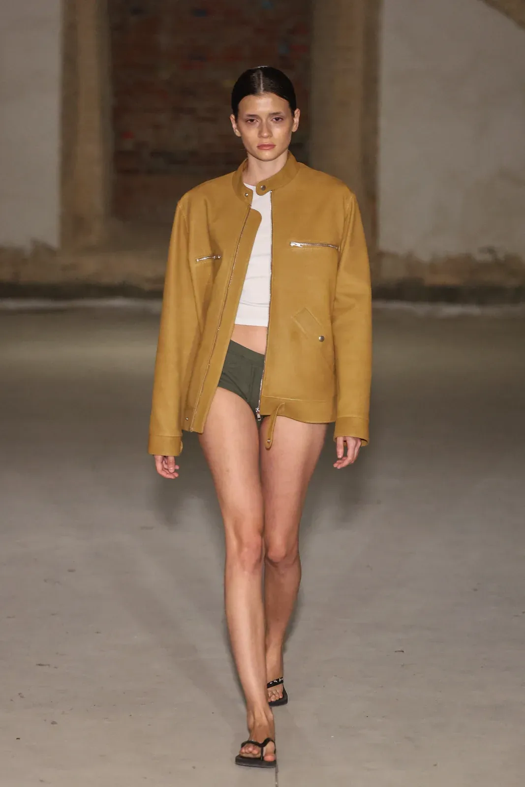 metal-ukrainian-fashion-week-ss27-33.webp