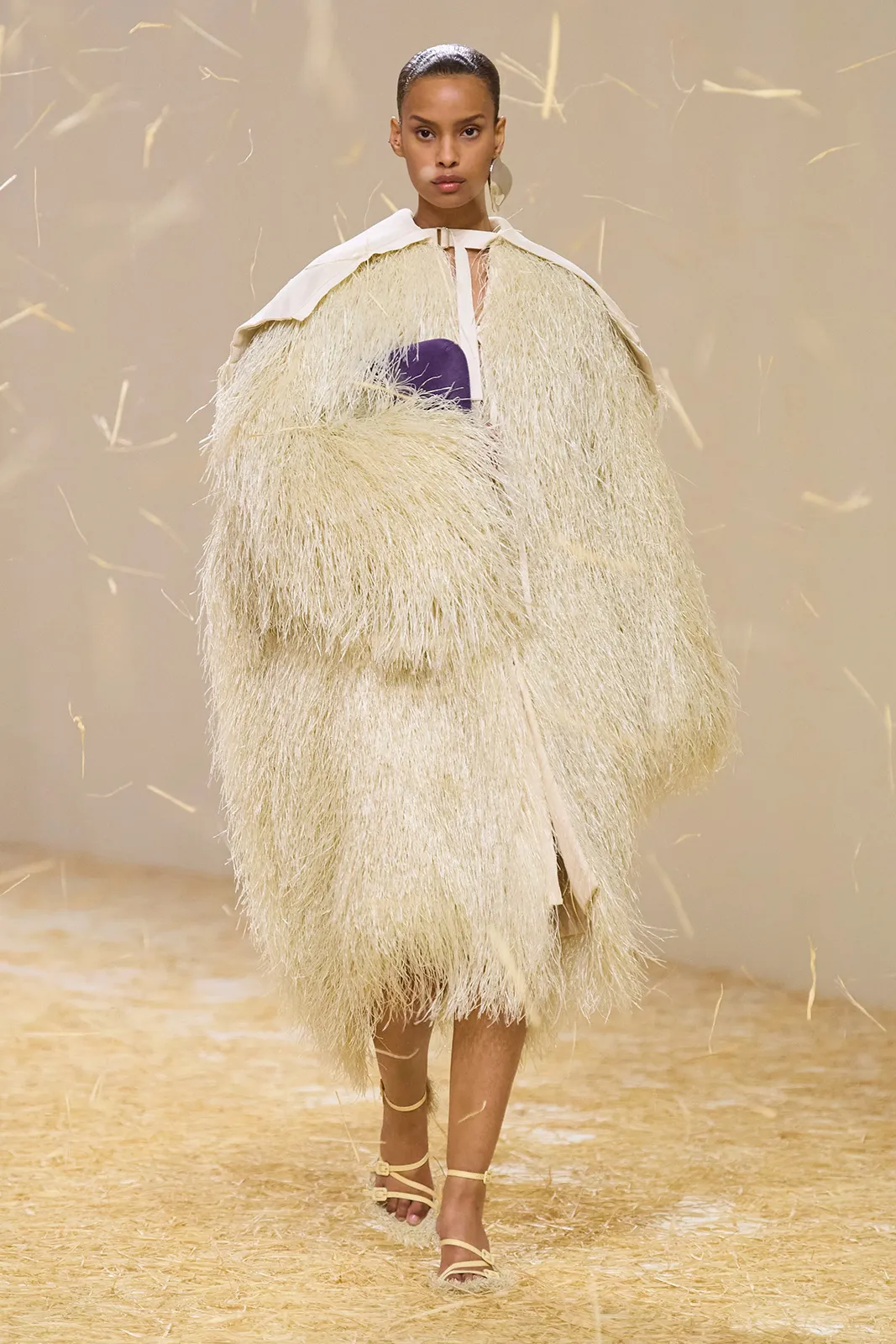 00018 Jacquemus Spring 2023 Ready to Wear Credit Gorunway