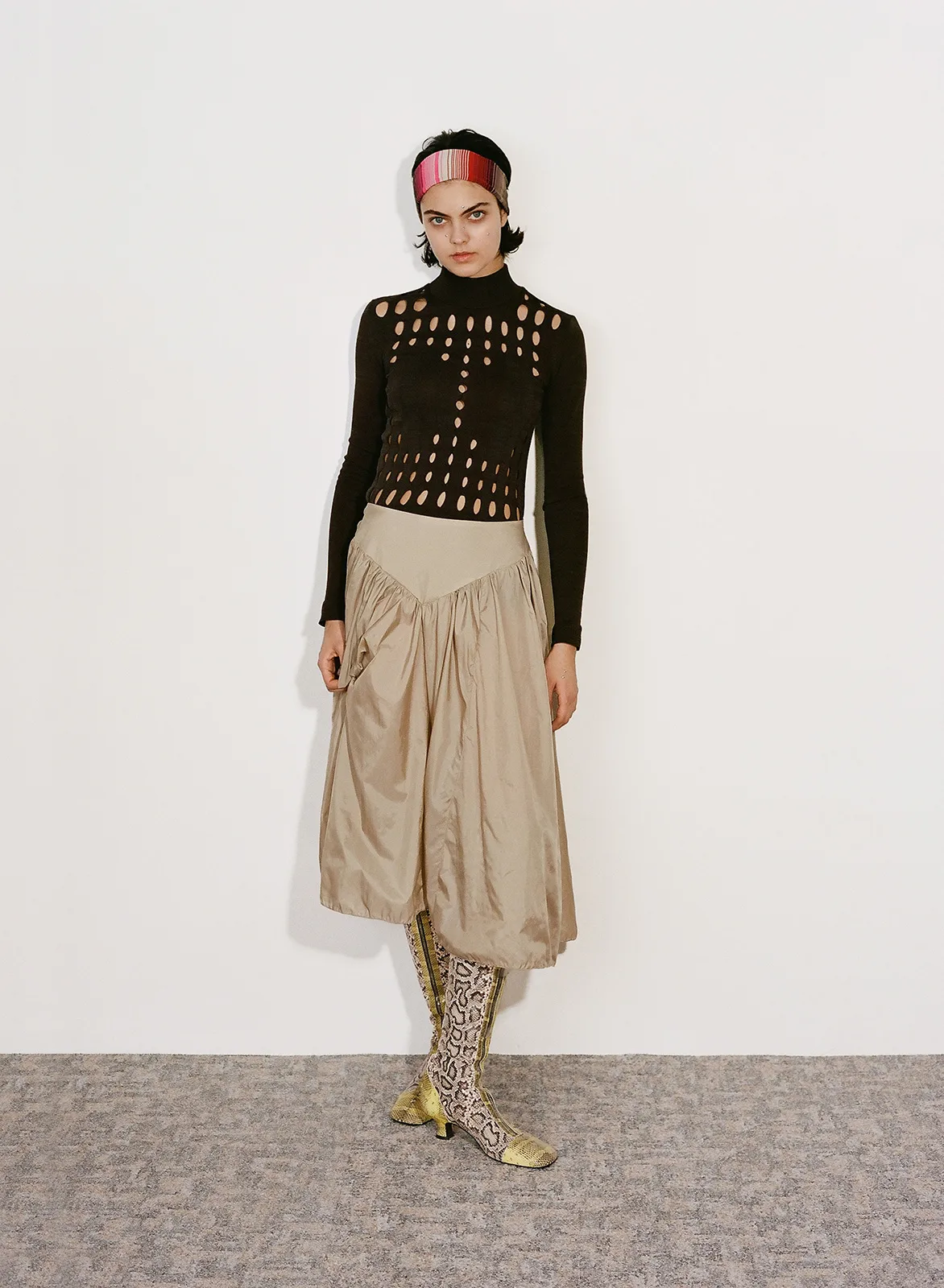 Anne Isabella Metalmagazine 15