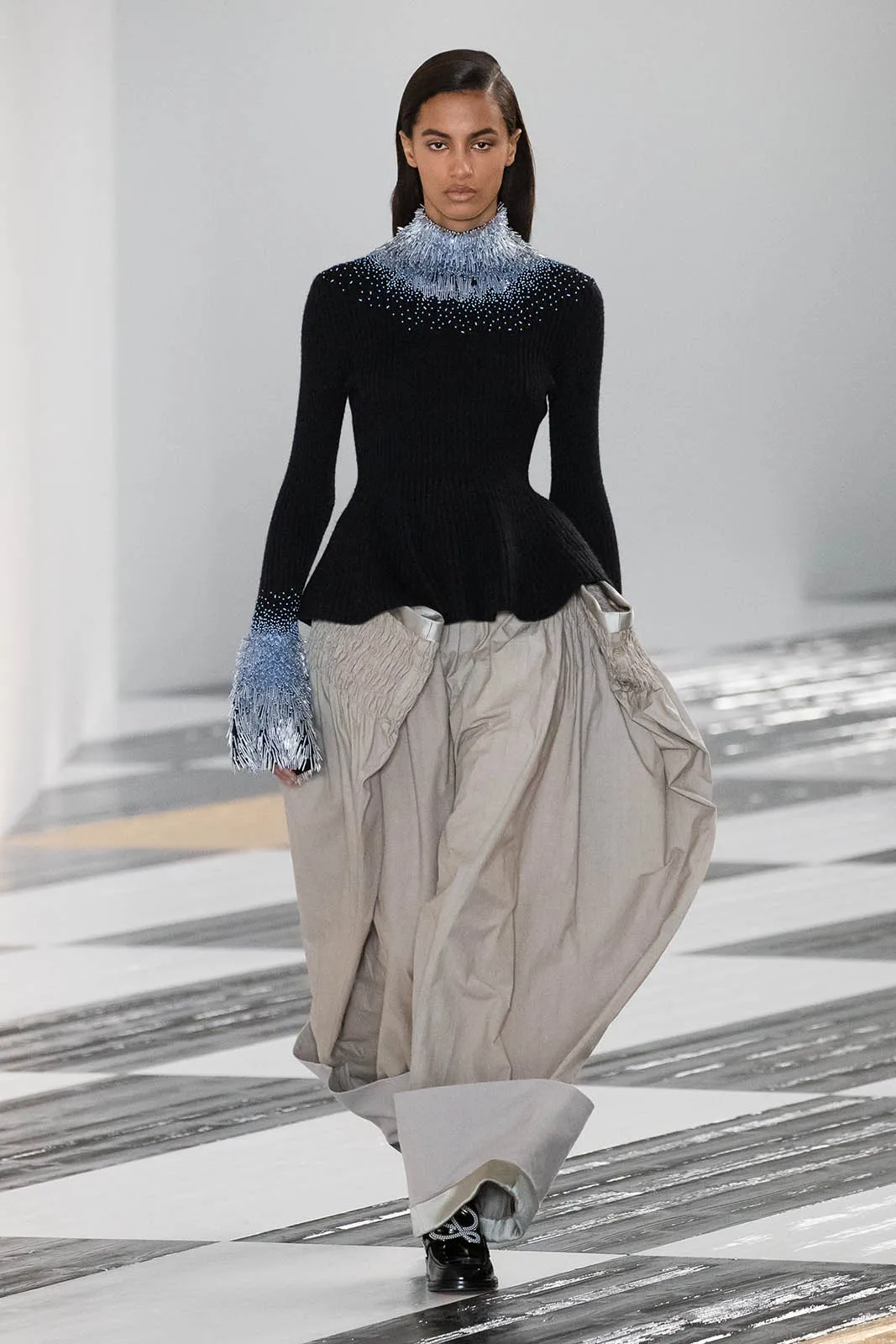 Loewe F W 2020 Metalmagazine 5