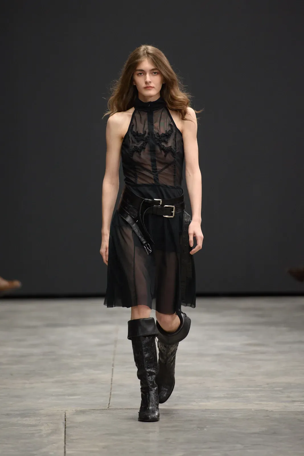 metal-mercedes-benz-fashion-week-tbilisi-03-syndrom-02