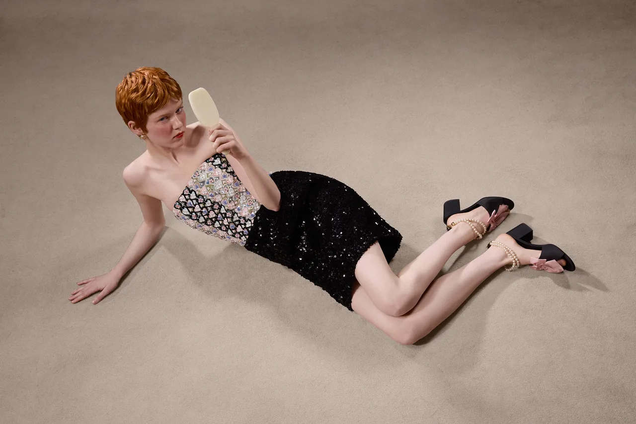 CHANEL-METAL-50-FASHION-18