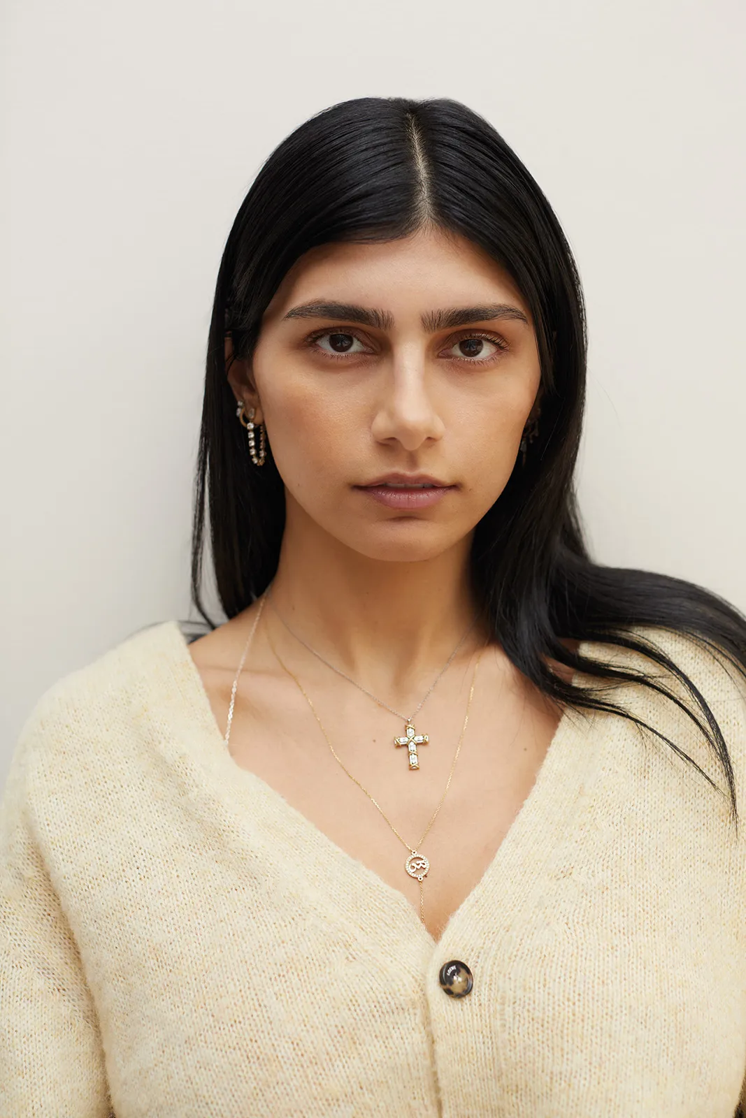 MIA-KHALIFA-METAL-50-4