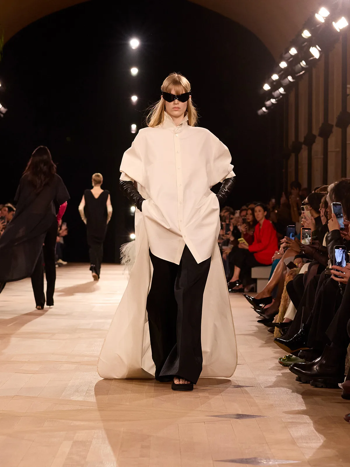 BALENCIAGA_SUM26_4