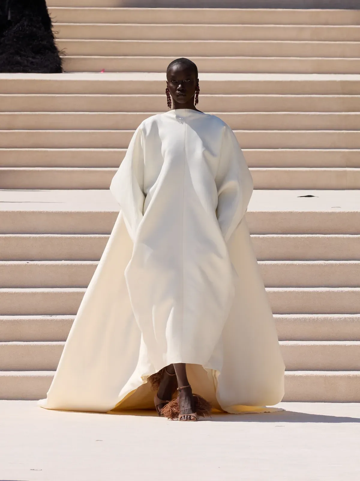 metal-balenciaga-couture-f-w-2026-38