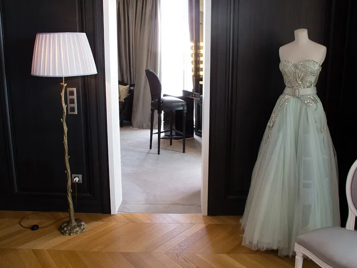 Metal_Face Up exhibition at Suite Dior in Cannes