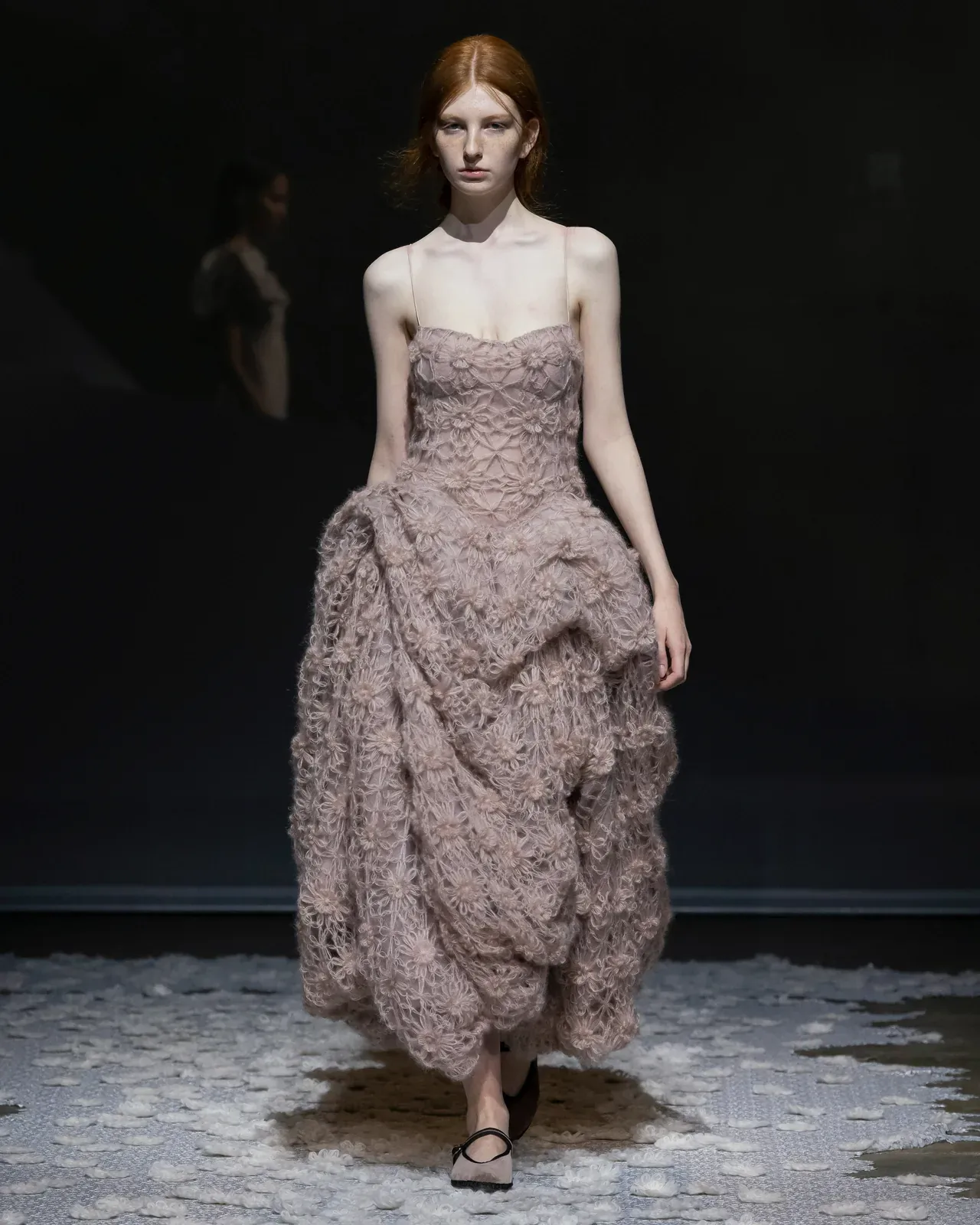 metal-london-fashion-week-ss27-pauline-dujancourt-02