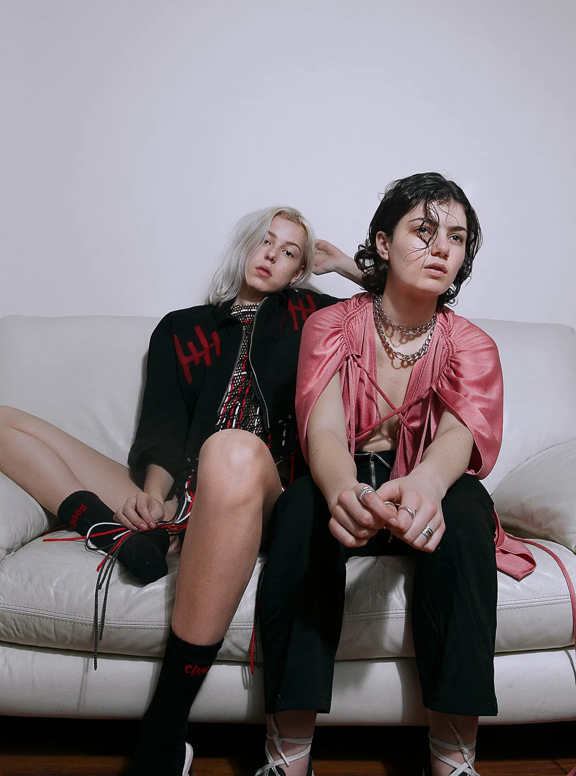 Soraya Daubron Metalmagazine 9.jpg