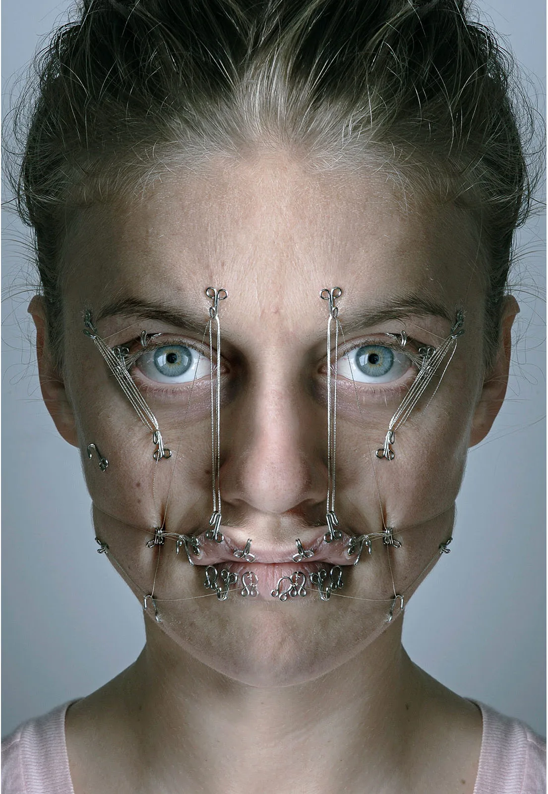 Lucy Mc Rae Metalmagazine 3.jpg